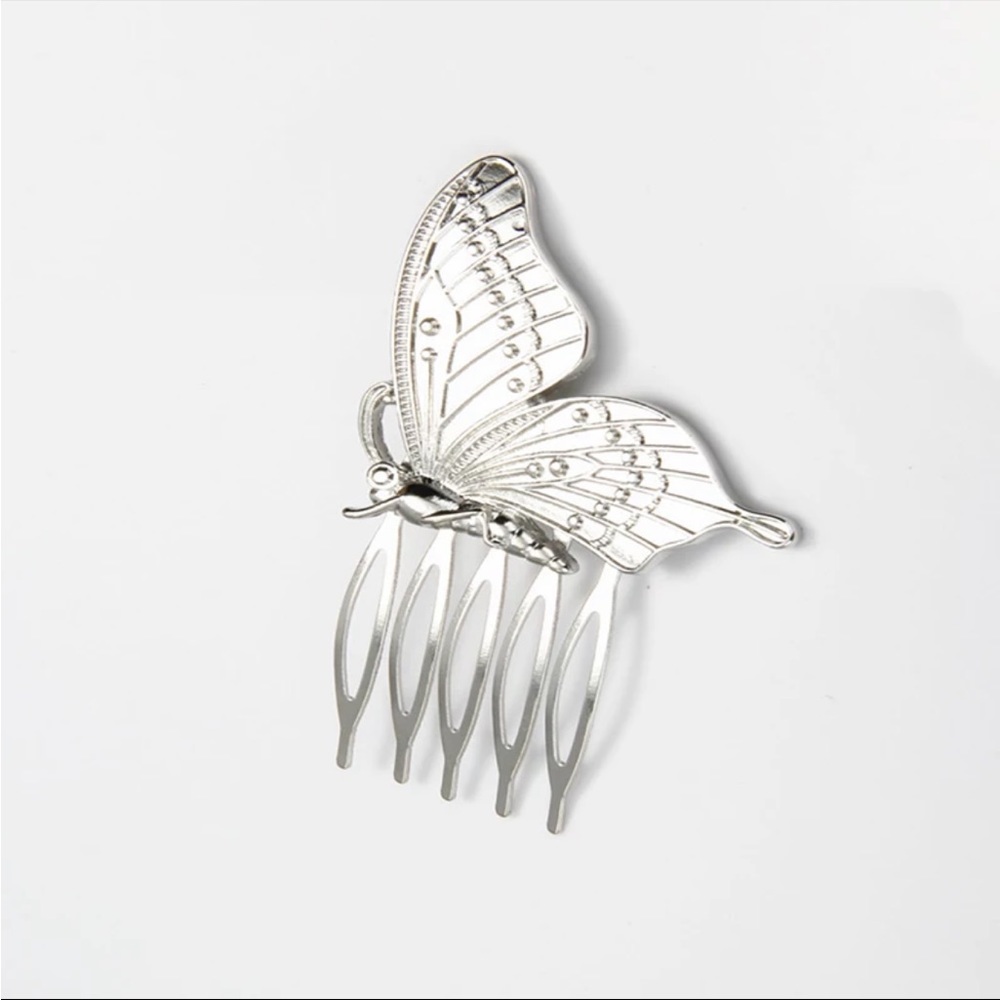New! Set Silver Butterfly Hair Combs - Picture 2 of 2